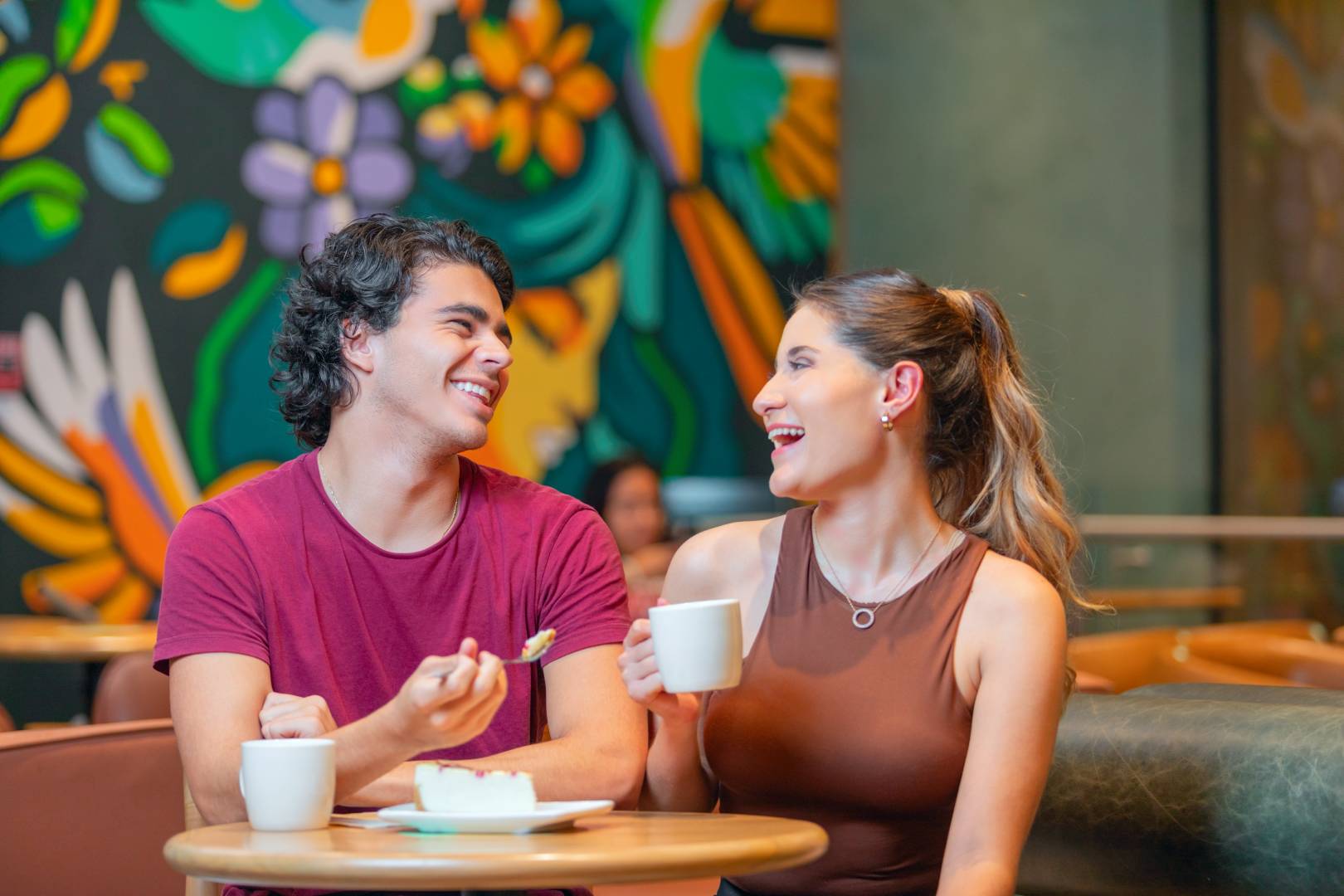 El Encuentro Aguilares Plaza Comercial